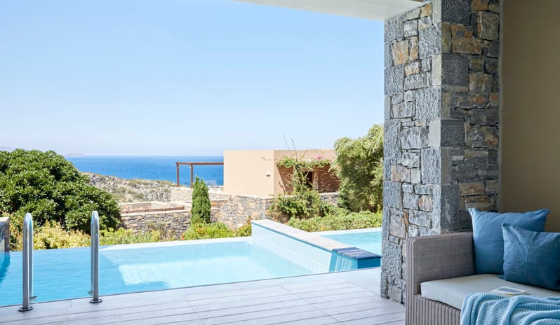 Daios Cove-Deluxe Junior Suite with Individual Pool 3_17689